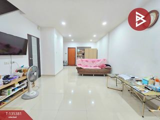 Продажа 3 спальни таунхаус в Si Racha, Чонбури