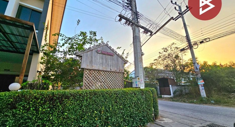 For sale 3 bedrooms townhouse in Si Racha, Chonburi