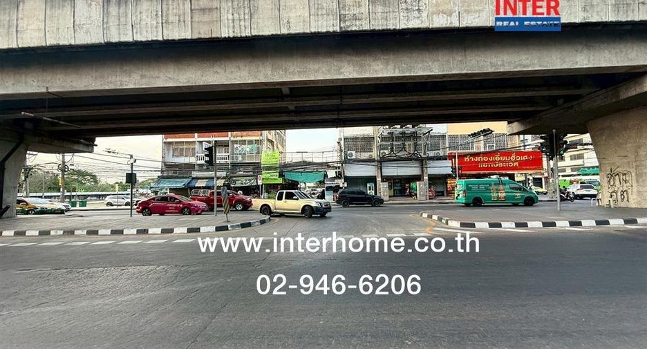 For rent and for sale retail Space in Prawet, Bangkok