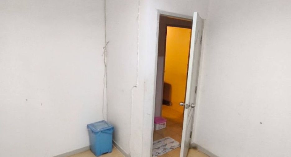 For sale 3 bedrooms townhouse in Phra Samut Chedi, Samut Prakan