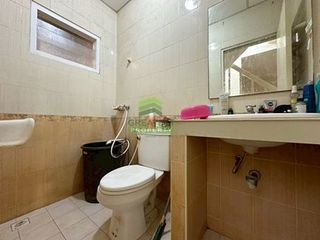 Casa adosada en venta de 3 habitaciones en Bang Khun Thian, Bangkok