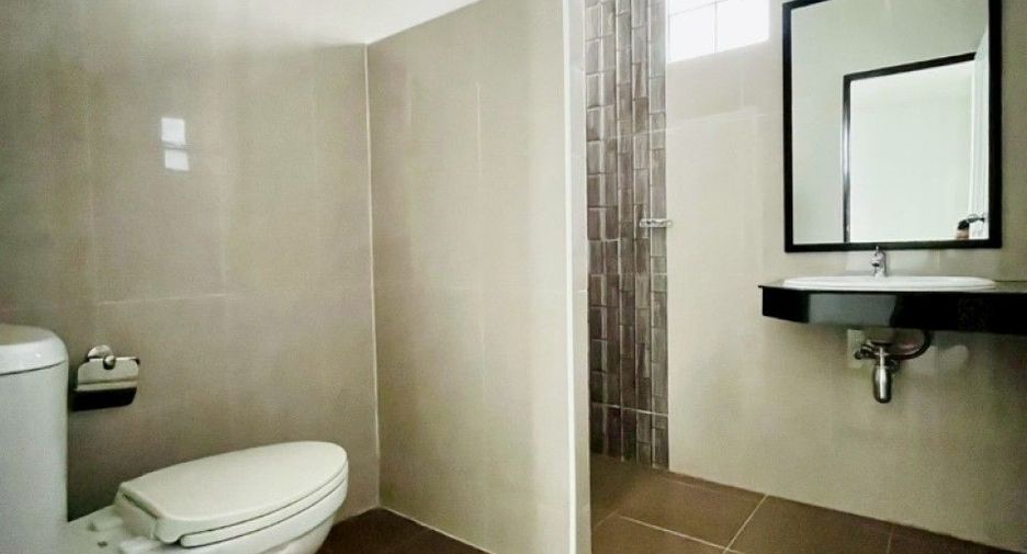 For sale 3 bedrooms house in Nikhom Phatthana, Rayong