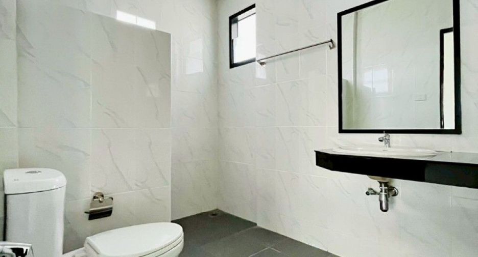 For sale 3 bedrooms house in Nikhom Phatthana, Rayong