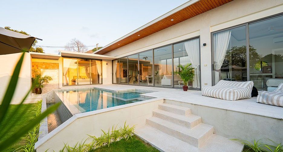 For rent 3 bedrooms villa in Ko Samui, Surat Thani