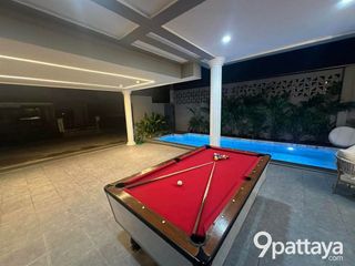 For rent 4 bedrooms villa in Na Jomtien, Pattaya