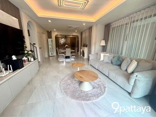 For rent 4 bedrooms villa in Na Jomtien, Pattaya