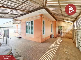 For sale 3 bedrooms house in Mueang Nakhon Ratchasima, Nakhon Ratchasima