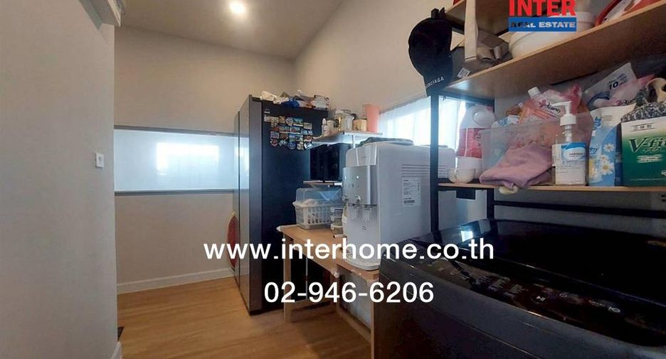 Haus zur Miete und zum Kauf mit 3 Zimmer in Lam Luk Ka, Pathum Thani