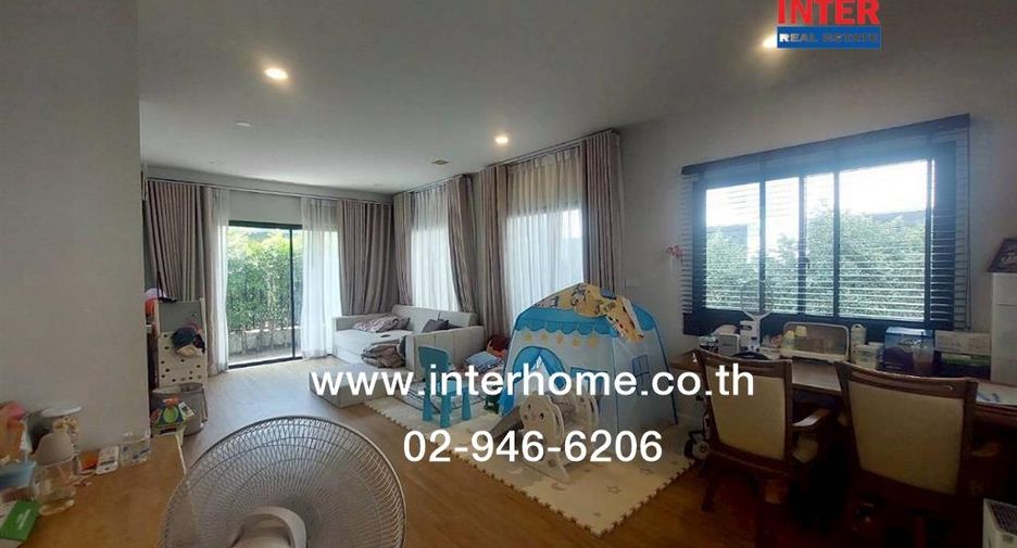Haus zur Miete und zum Kauf mit 3 Zimmer in Lam Luk Ka, Pathum Thani