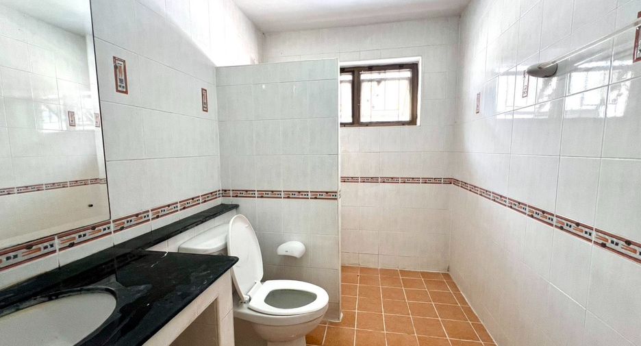 For sale 3 bedrooms house in Pak Kret, Nonthaburi