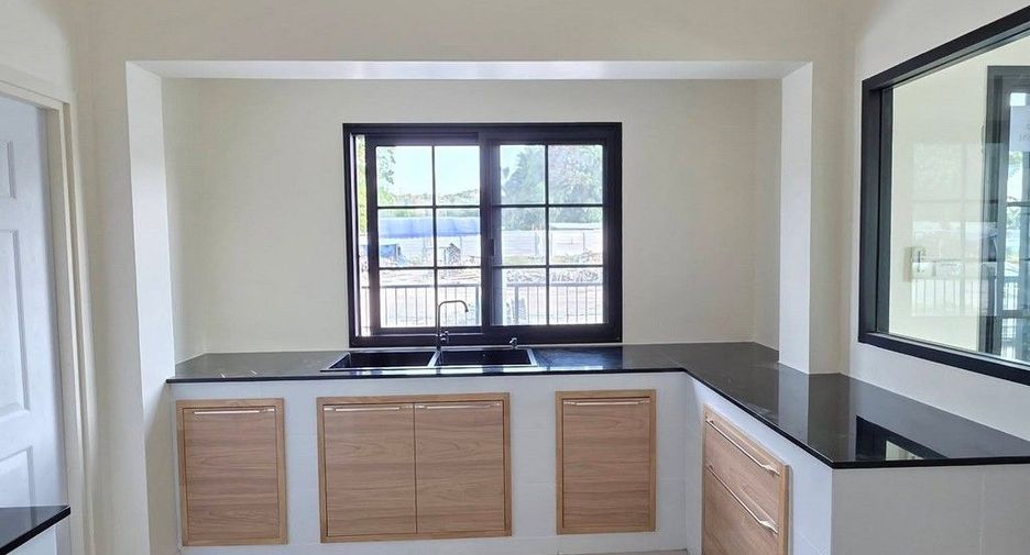 Villa zum Kauf mit 3 Zimmer in Sattahip, Chonburi
