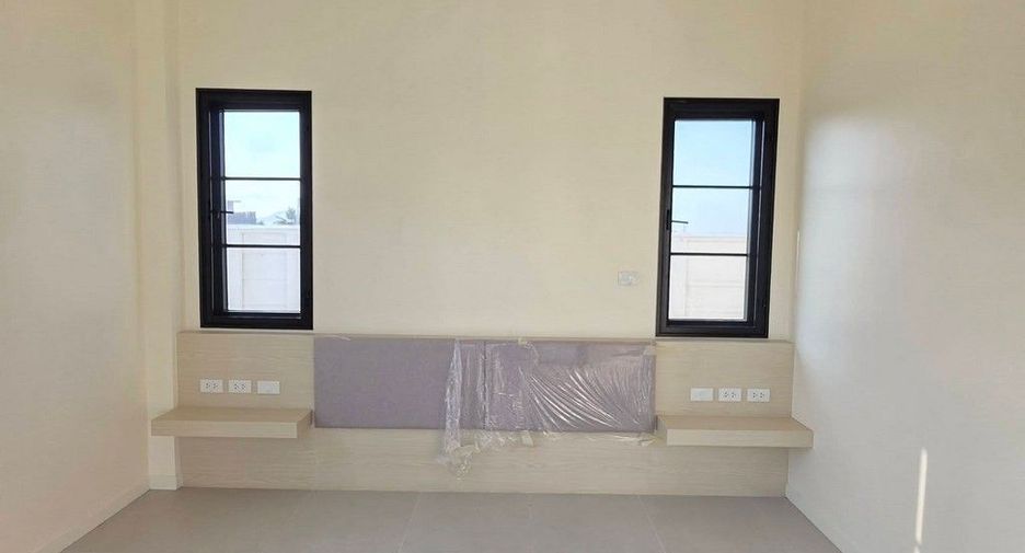 Villa zum Kauf mit 3 Zimmer in Sattahip, Chonburi