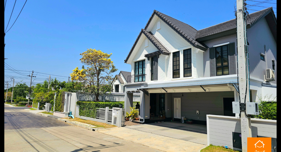 For sale 4 bedrooms house in Khlong Sam Wa, Bangkok