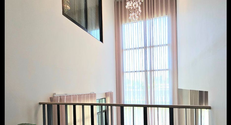 For sale 4 bedrooms house in Khlong Sam Wa, Bangkok