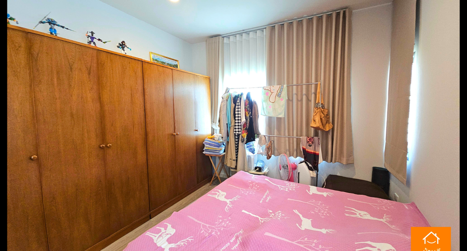For sale 4 bedrooms house in Khlong Sam Wa, Bangkok