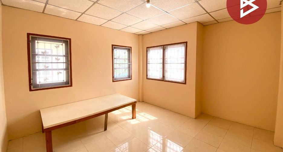 For sale 2 bedrooms townhouse in Nong Chok, Bangkok