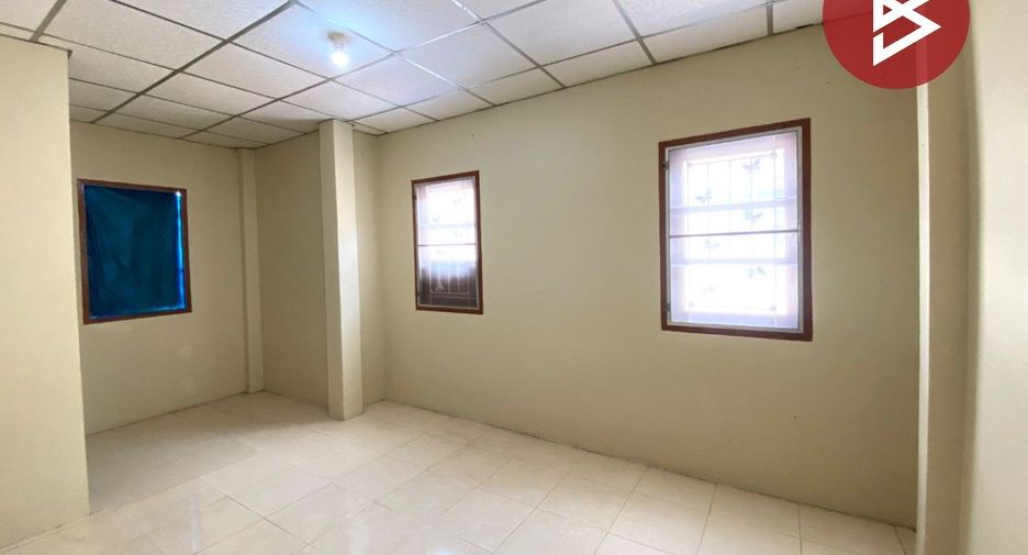 For sale 2 bedrooms townhouse in Nong Chok, Bangkok