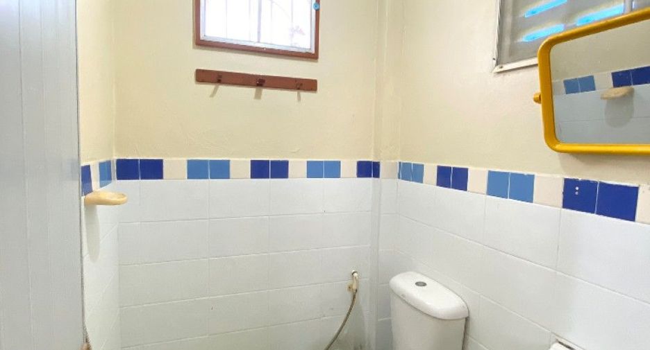 For sale 2 bedrooms townhouse in Nong Chok, Bangkok
