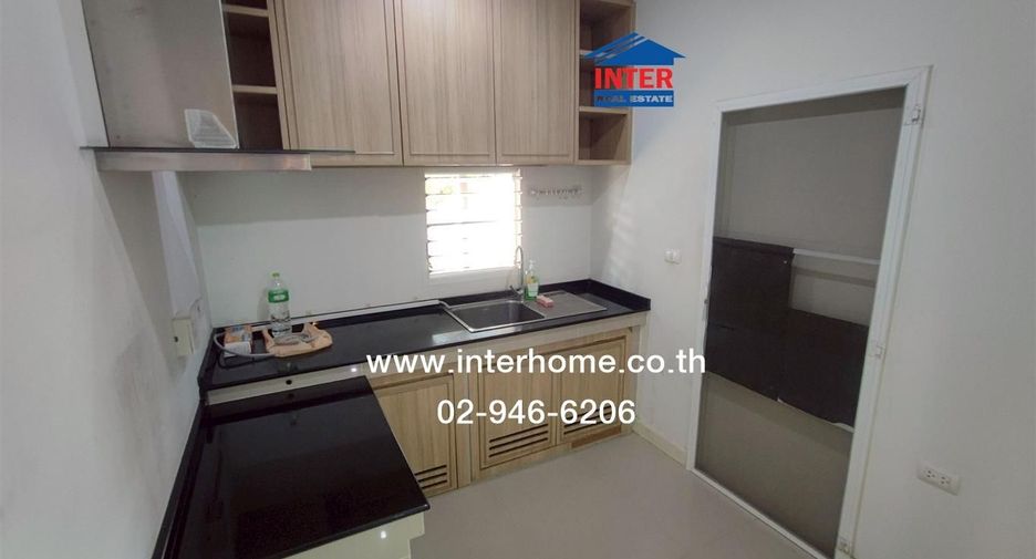 Casa en venta de 4 habitaciones en Bang Bua Thong, Nonthaburi