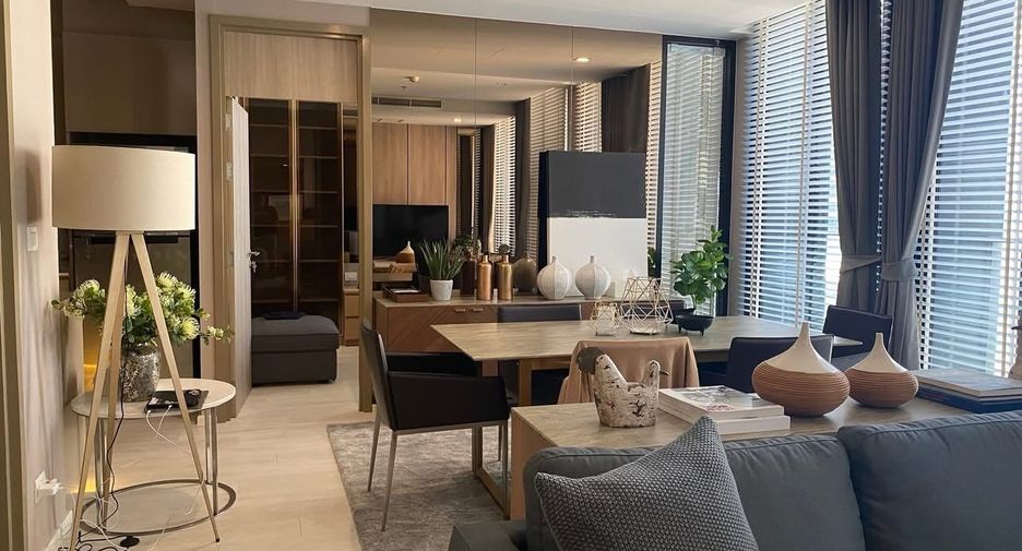 For rent 2 bedrooms condo in Pathum Wan, Bangkok