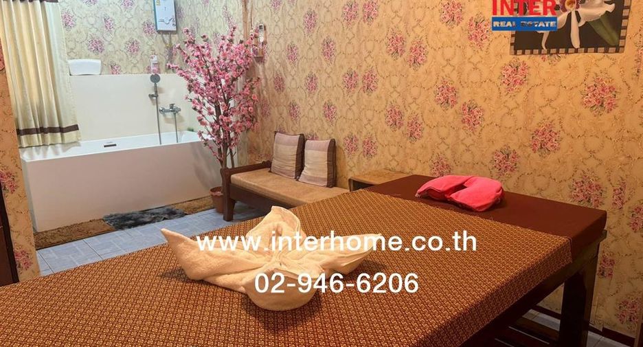 Gewerbefläche zum Kauf mit 4 Zimmer in Thanyaburi, Pathum Thani