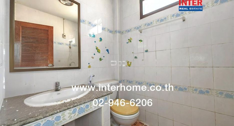 For sale 4 ベッドルーム retail Space in Saphan Sung, Bangkok