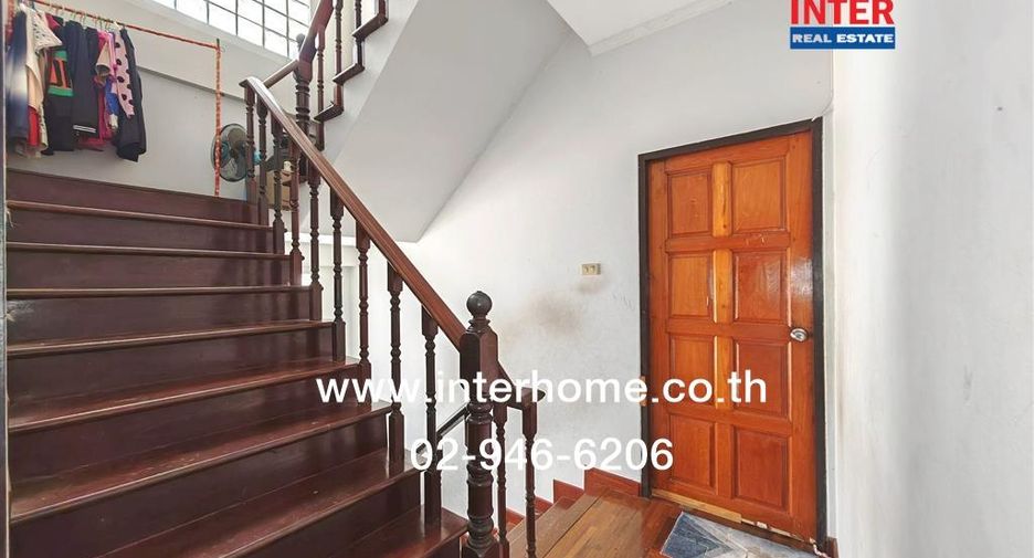 For sale 4 ベッドルーム retail Space in Saphan Sung, Bangkok