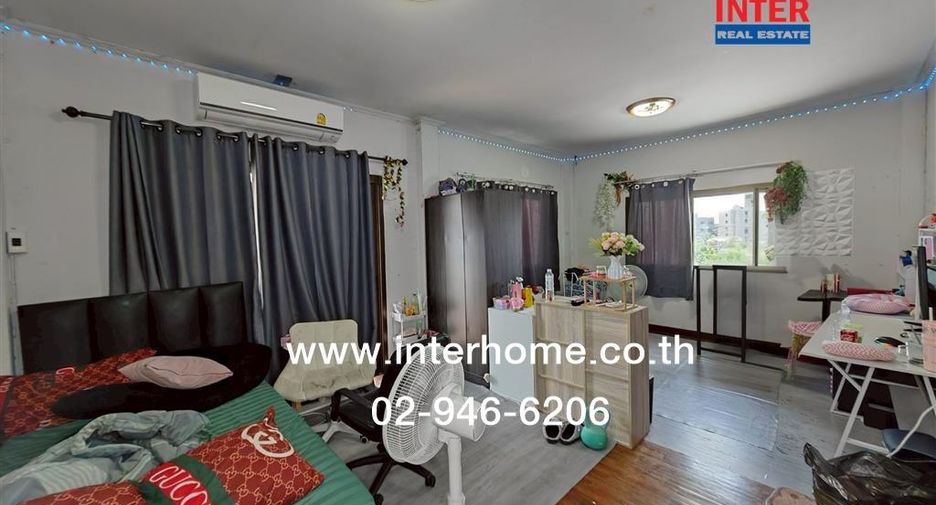 For sale 4 ベッドルーム retail Space in Saphan Sung, Bangkok