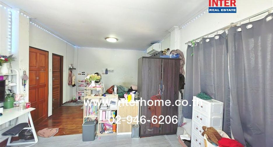 For sale 4 ベッドルーム retail Space in Saphan Sung, Bangkok