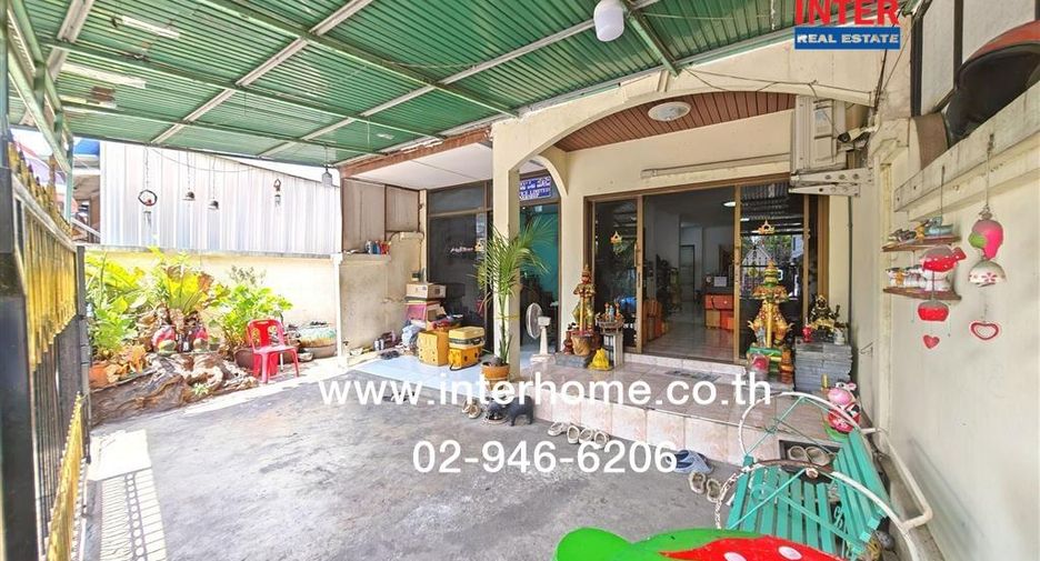 For sale 4 ベッドルーム retail Space in Saphan Sung, Bangkok