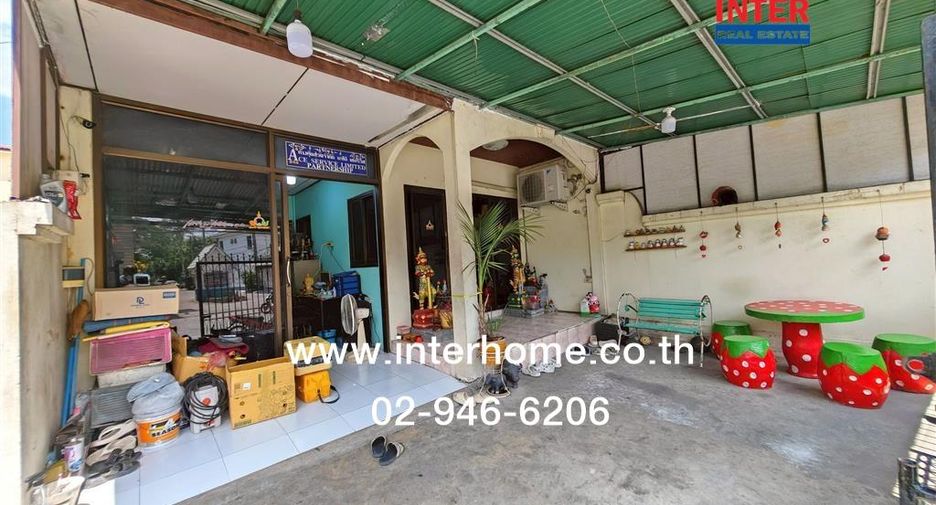 For sale 4 ベッドルーム retail Space in Saphan Sung, Bangkok