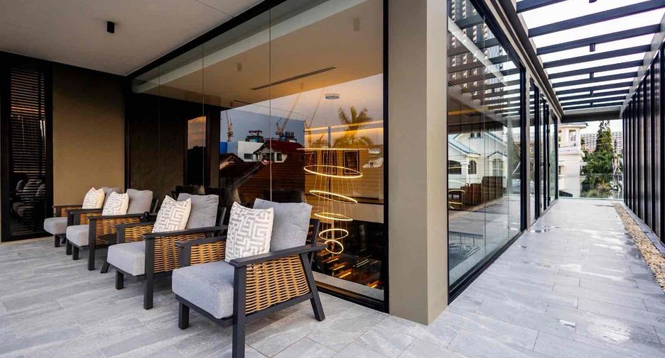 Villa zur Miete mit 5 Zimmer in Bang Lamung, Chonburi