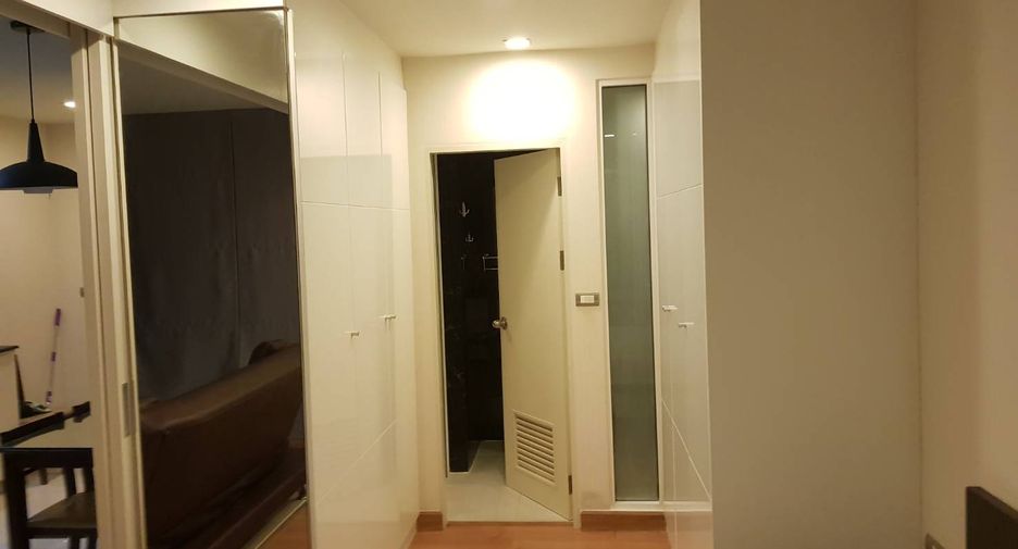For rent 1 bed condo in Phra Khanong, Bangkok