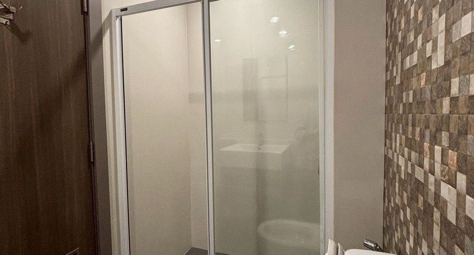For sale 1 bed condo in Min Buri, Bangkok