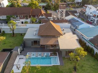 For rent 4 bedrooms villa in Mueang Phuket, Phuket