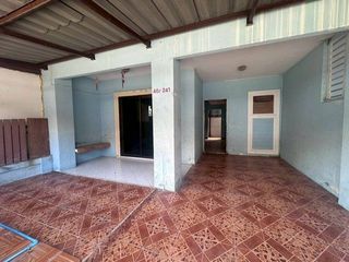 For sale 3 bedrooms retail Space in Thanyaburi, Pathum Thani