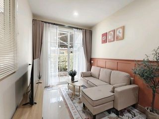 Casa en alquiler de 3 habitaciones en Thanyaburi, Pathum Thani