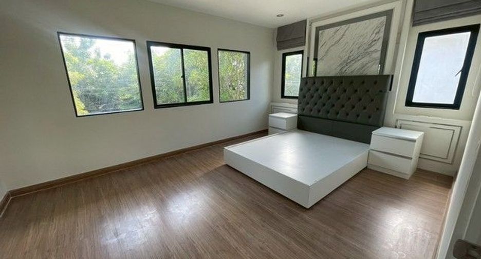 For sale 3 bedrooms house in Bang Kruai, Nonthaburi