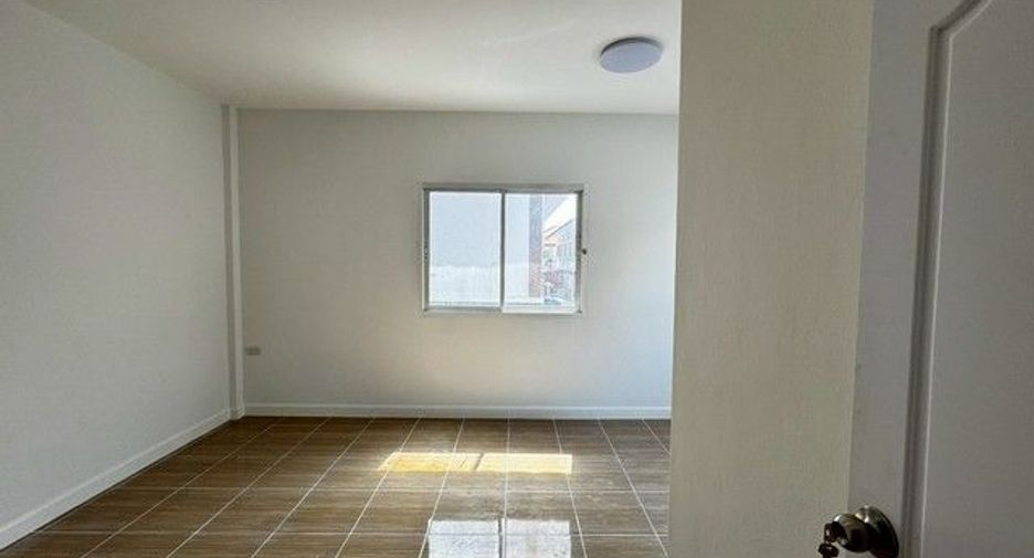 For sale 2 bedrooms townhouse in Thalang, Phuket