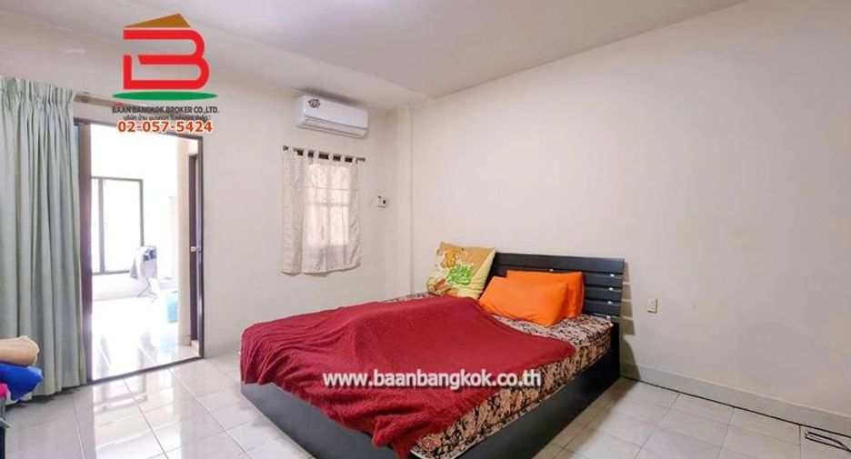 For rent and for sale 6 bedrooms townhouse in Bang Yai, Nonthaburi