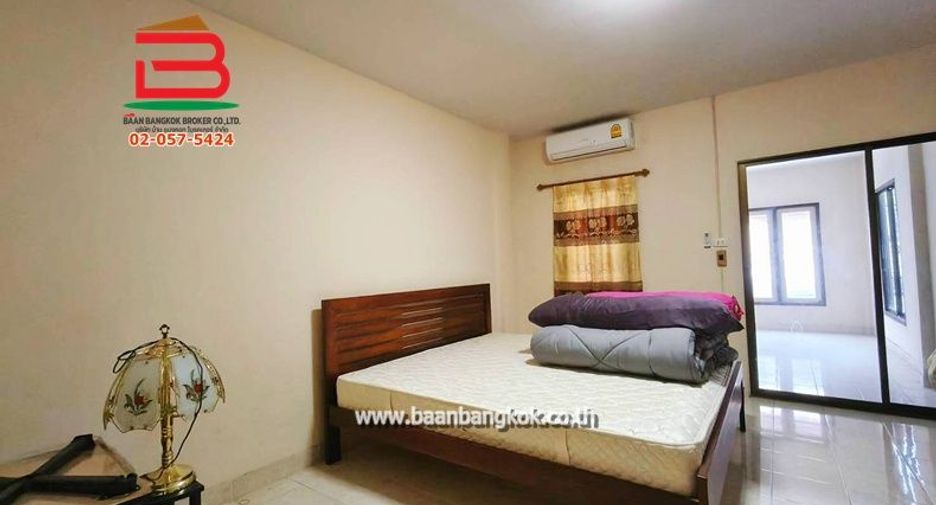For rent and for sale 6 bedrooms townhouse in Bang Yai, Nonthaburi