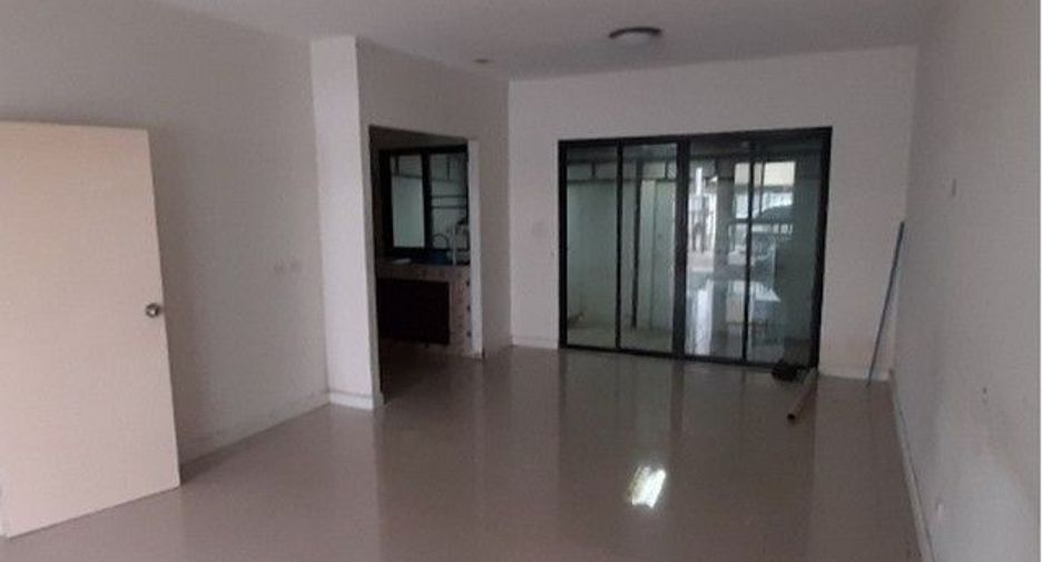 For sale 1 bed townhouse in Bang Phli, Samut Prakan