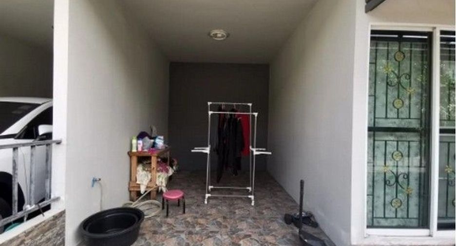 For sale 1 bed townhouse in Bang Phli, Samut Prakan