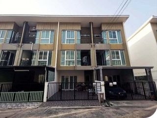 For sale 1 bed townhouse in Bang Phli, Samut Prakan