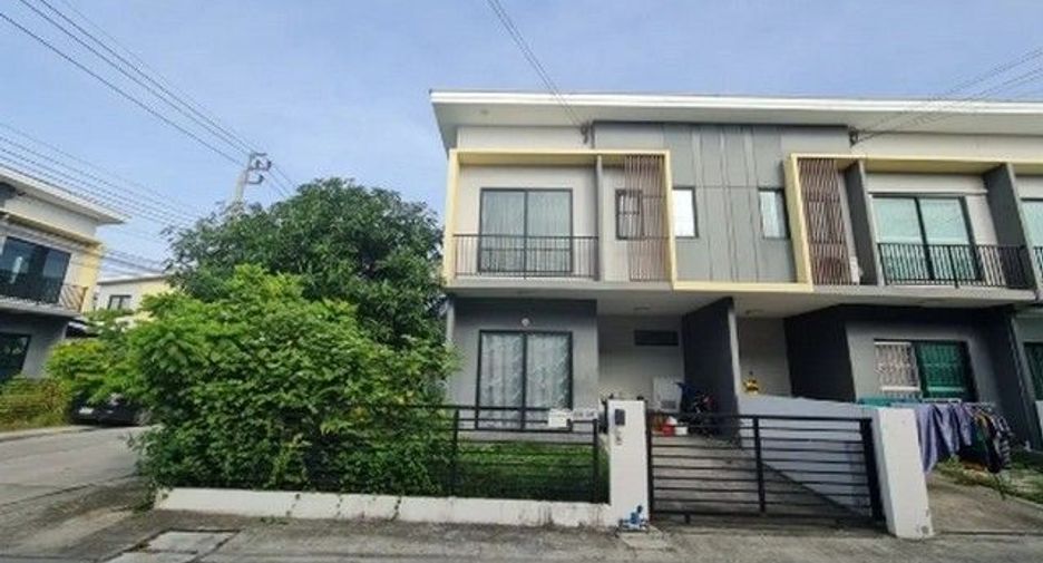 出售 1 卧室 联排别墅 在 Bang Phli, Samut Prakan