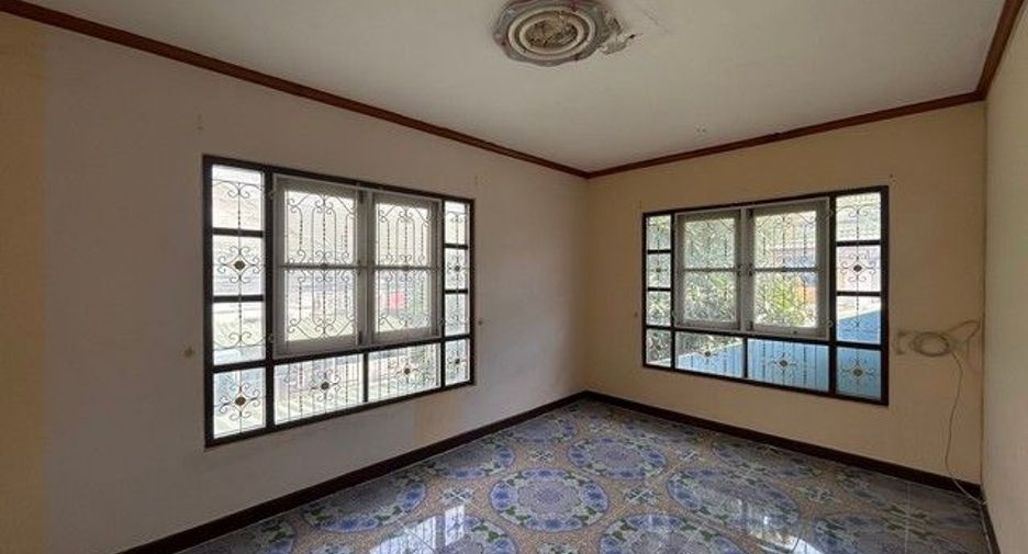 For sale 3 bedrooms townhouse in Bang Phli, Samut Prakan