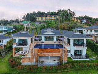 For rent and for sale 4 bedrooms villa in Thalang, Phuket