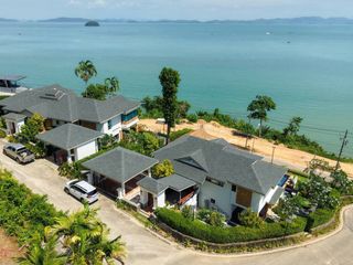 For rent and for sale 4 bedrooms villa in Thalang, Phuket