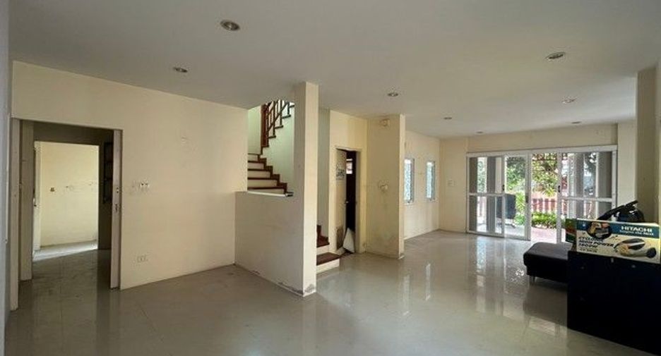 For sale 3 bedrooms house in Bang Bua Thong, Nonthaburi
