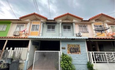 For sale 3 bedrooms townhouse in Sai Noi, Nonthaburi